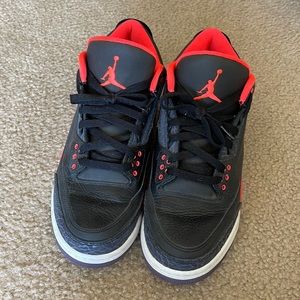 Air Jordan 3 Crimson